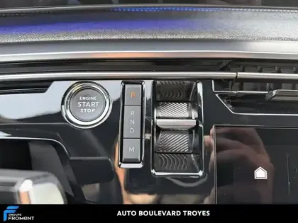 Photo 13 Peugeot 5008  Hybrid 136ch GT e-DCS6