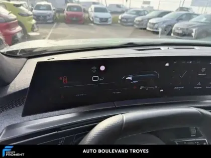 Photo 9 Peugeot 5008  Hybrid 136ch GT e-DCS6