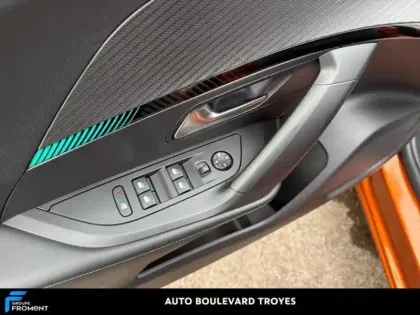 Photo 14 Peugeot 2008 Gén. II Ph1 NG Allure 5