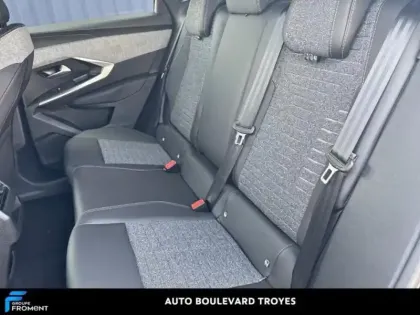 Photo 12 Peugeot 3008  1.2 Hybrid 136ch Allure e-DCS6