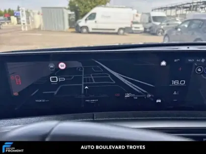 Photo 10 Peugeot 3008  1.2 Hybrid 136ch Allure e-DCS6