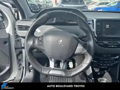 Photo 8 Peugeot 2008 Gén. I Ph2 GT Line 5