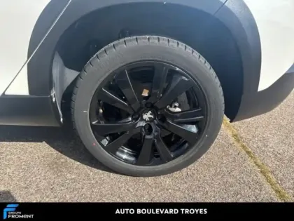 Photo 12 Peugeot 2008 Gén. I Ph2 GT Line 5