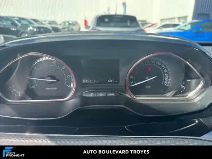 Photo 9 Peugeot 2008 Gén. I Ph2 GT Line 5