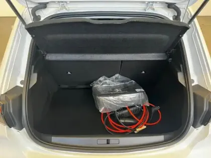 Photo 9 Peugeot 208  e- 136ch Allure