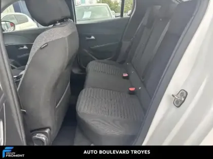 Photo 26 Peugeot 208  e- 136ch Active