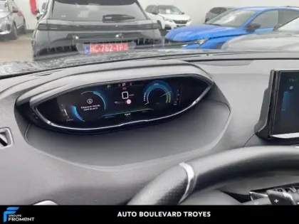Photo 24 Peugeot 3008  HYBRID 225ch GT e-EAT8
