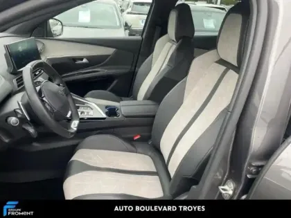 Photo 25 Peugeot 3008  HYBRID 225ch GT e-EAT8
