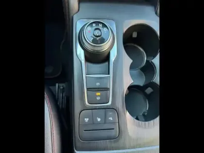 Photo 17 Ford Kuga  2.5 Duratec 190ch FHEV ST-Line BVA i-AWD