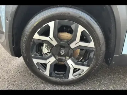 Photo 12 Renault 4  E-Tech Electrique 150ch Techno autonomie confort