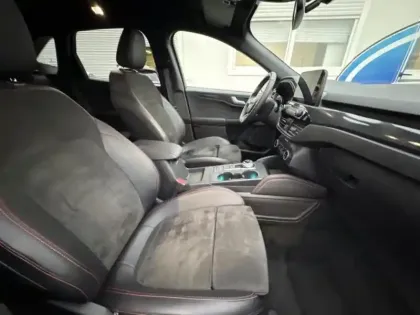 Photo 10 Ford Kuga  2.5 Duratec 190 ch FHEV E85 ST-Line X BVA