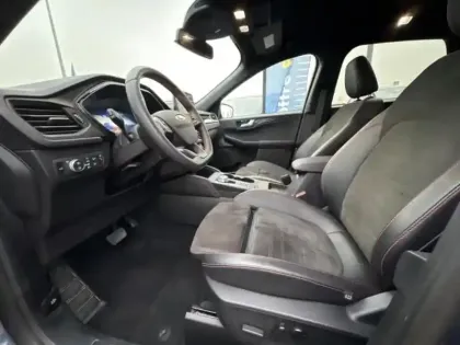 Photo 9 Ford Kuga  2.5 Duratec 190 ch FHEV E85 ST-Line X BVA