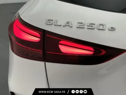 Photo 32 Mercedes GLA 250 e Hybrid EQ AMG Line