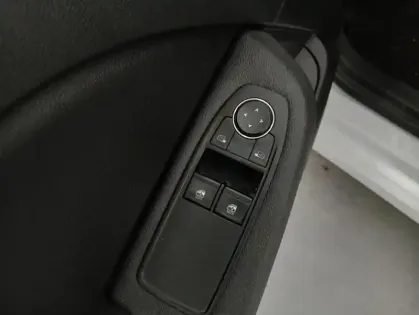 Photo 19 Renault Clio V TCe 100 GPL Evolution