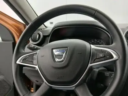 Photo 14 Dacia Duster Blue dCi 115 4x2 Prestige