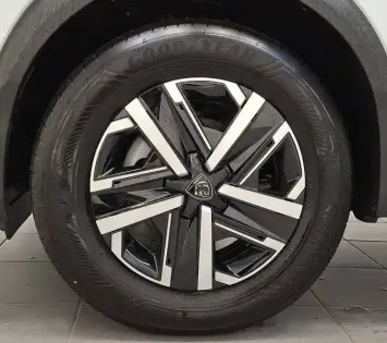 Photo 19 Peugeot 2008  100 S&S BVM6