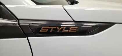 Photo 16 Peugeot 2008  100 S&S BVM6