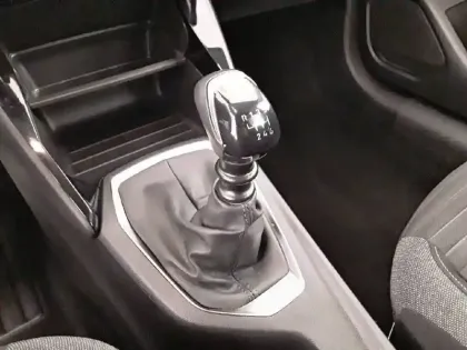 Photo 13 Peugeot 208  PureTech 100 S&S BVM6