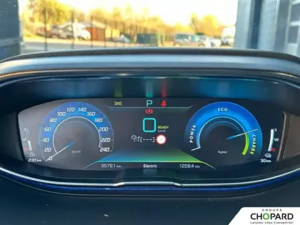 Photo 16 Peugeot 3008  Hybrid4 300 e-EAT8