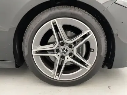 Photo 44 Mercedes Classe A  200 d 8G-DCT