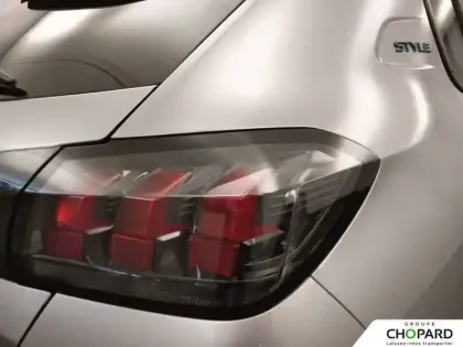 Photo 25 Peugeot 208  PureTech 100 S&S BVM6