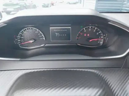 Photo 9 Peugeot 208  PureTech 75 S&S BVM5