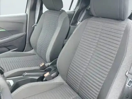 Photo 30 Peugeot 208  PureTech 75 S&S BVM5