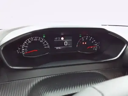 Photo 30 Peugeot 208  PureTech 75 S&S BVM5