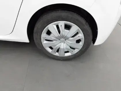 Photo 33 Peugeot 208  PureTech 75 S&S BVM5