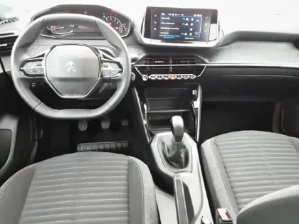 Photo 28 Peugeot 208  PureTech 75 S&S BVM5