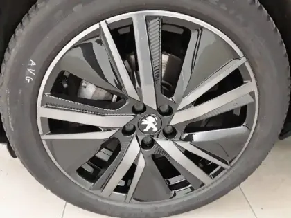 Photo 12 Peugeot 3008  Hybrid 225 e-EAT8