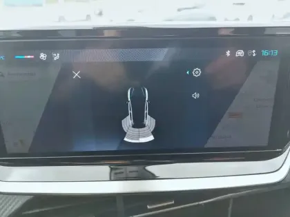 Photo 37 Peugeot 208  PureTech 75 S&S BVM5