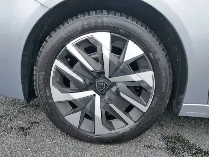 Photo 32 Peugeot 208  PureTech 75 S&S BVM5