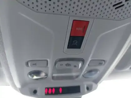 Photo 17 Peugeot 208  PureTech 75 S&S BVM5