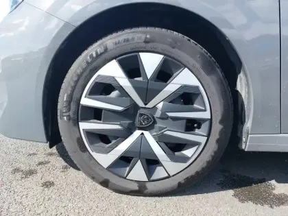 Photo 12 Peugeot 208  PureTech 75 S&S BVM5