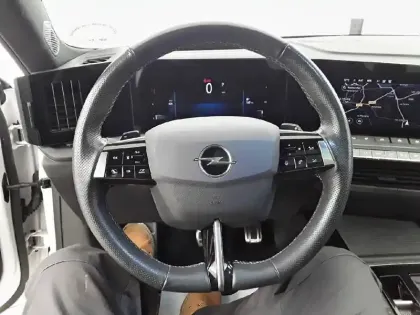 Photo 8 Opel Astra  1.5 Diesel 130 ch BVA8