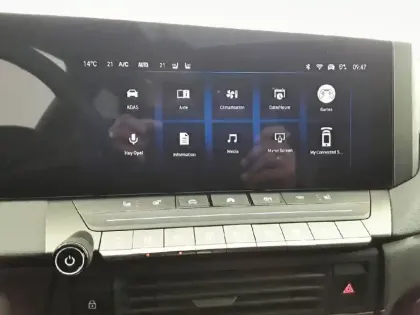 Photo 18 Opel Astra  1.5 Diesel 130 ch BVA8