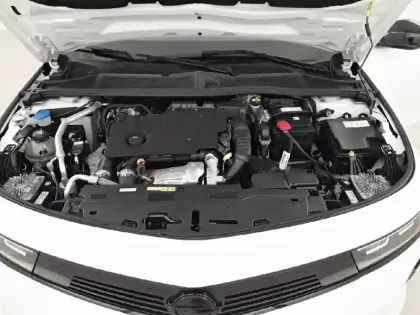 Photo 26 Opel Astra  1.5 Diesel 130 ch BVA8