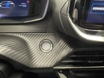 Photo 29 Peugeot 2008  Hybrid 145 e-DCS6