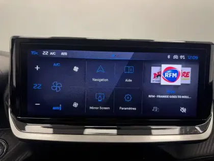 Photo 26 Peugeot 2008  Hybrid 145 e-DCS6