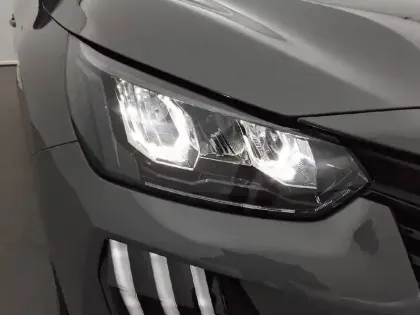 Photo 15 Peugeot 208  PureTech 75 S&S BVM5