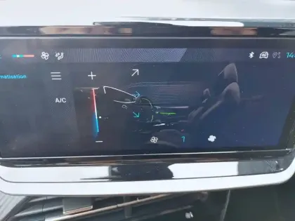 Photo 18 Peugeot 208  PureTech 75 S&S BVM5