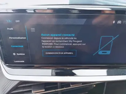 Photo 19 Peugeot 208  PureTech 75 S&S BVM5