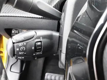 Photo 17 Peugeot 208  Electrique 50 kWh 136ch