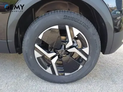 Photo 10 Peugeot 2008  Hybrid 136 e-DCS6