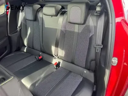 Photo 9 Peugeot 208  PureTech 100 S&S BVM6