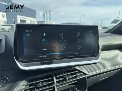 Photo 19 Peugeot 208  PureTech 100 S&S BVM6