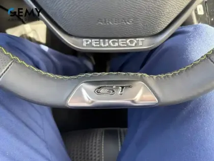 Photo 15 Peugeot 208  PureTech 100 S&S BVM6