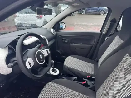 Photo 13 Renault Twingo  III E-Tech