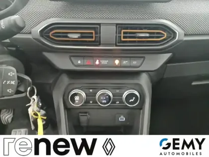 Photo 34 Dacia Sandero  ECO-G 100